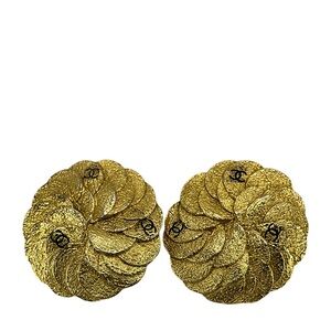 CHANEL Round Mini CC Logo Clip-On Earrings